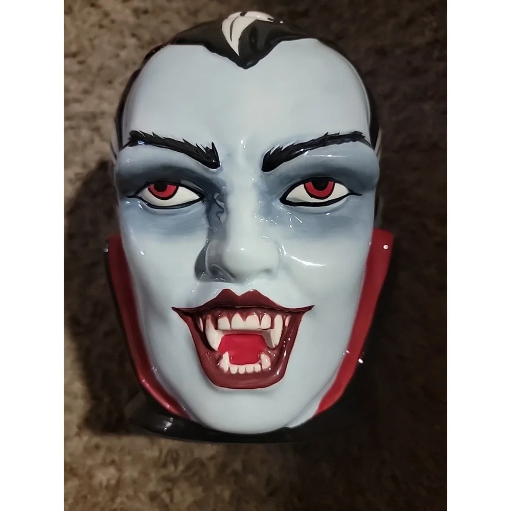 Sourpuss Count Dracula‎ Ceramic Cookie/Candy Jar New without Box
